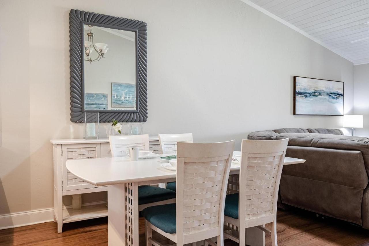 פורט מאיירס Association, Tennis Courts And Pool, Sleeps 4 - Cinnamon Cove Cozy Condo מראה חיצוני תמונה
