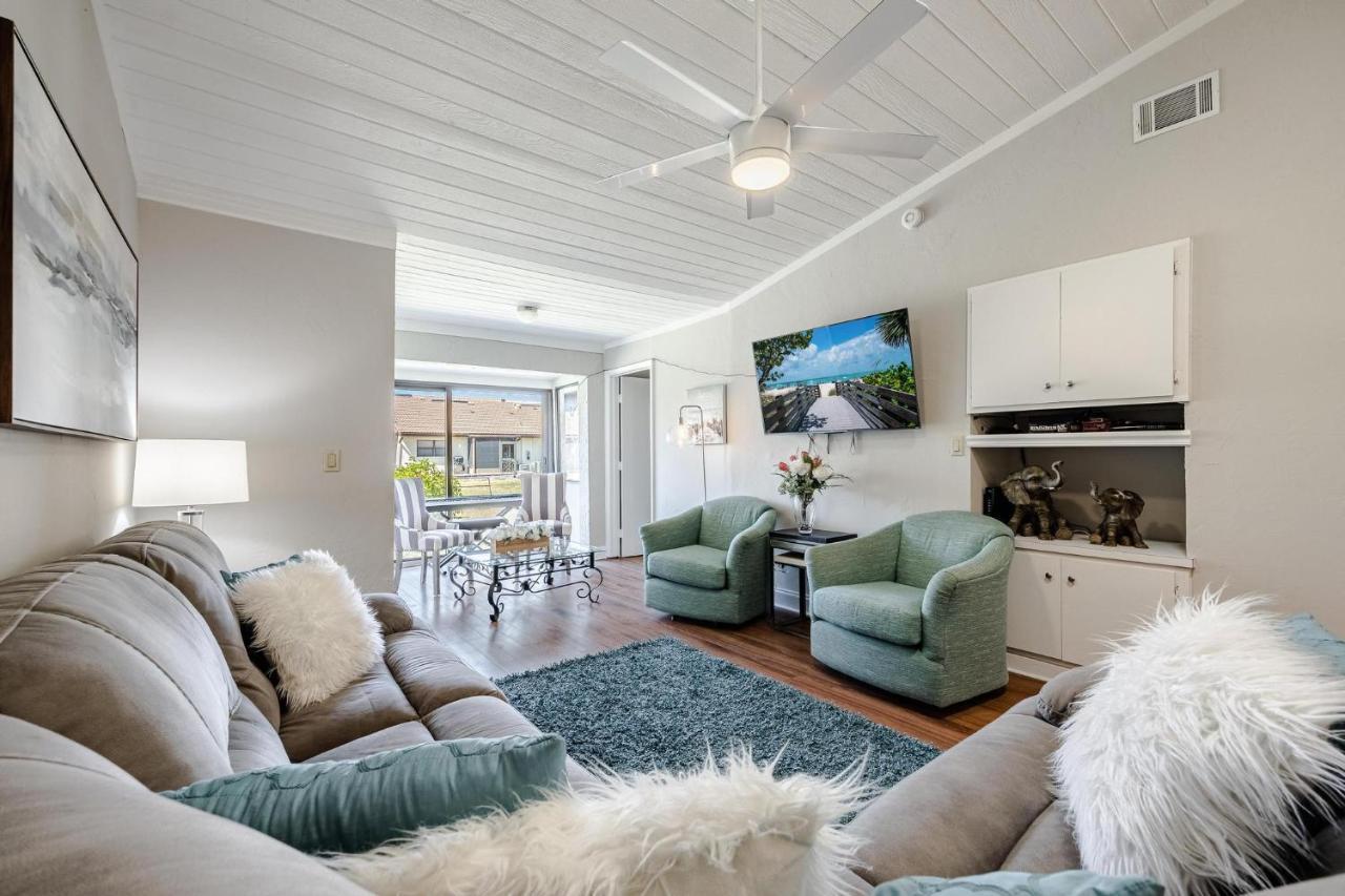 פורט מאיירס Association, Tennis Courts And Pool, Sleeps 4 - Cinnamon Cove Cozy Condo מראה חיצוני תמונה