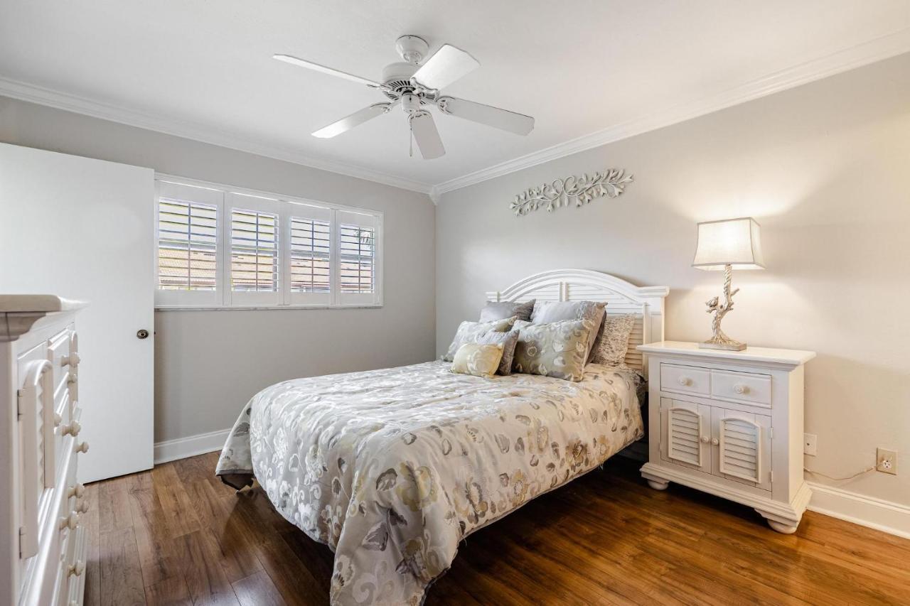 פורט מאיירס Association, Tennis Courts And Pool, Sleeps 4 - Cinnamon Cove Cozy Condo מראה חיצוני תמונה
